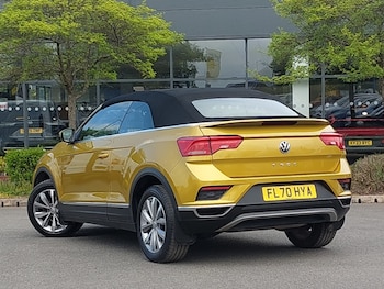 Used Volkswagen T-Roc 2020 for sale - 78415724: Photo