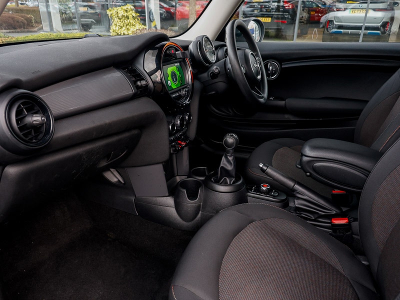 Used MINI Hatch 2019 for sale - 77495272: Photo 5