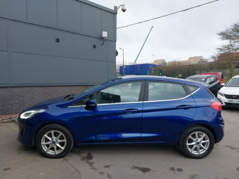 Used Ford Fiesta 2018 for sale - 77458070: Photo 4
