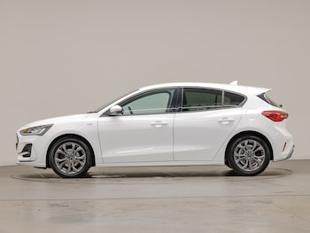 Used Ford Focus 2022 for sale - 76268889: Photo