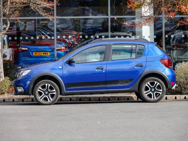 Used Dacia Sandero Stepway 2020 for sale - 76233664: Photo 4