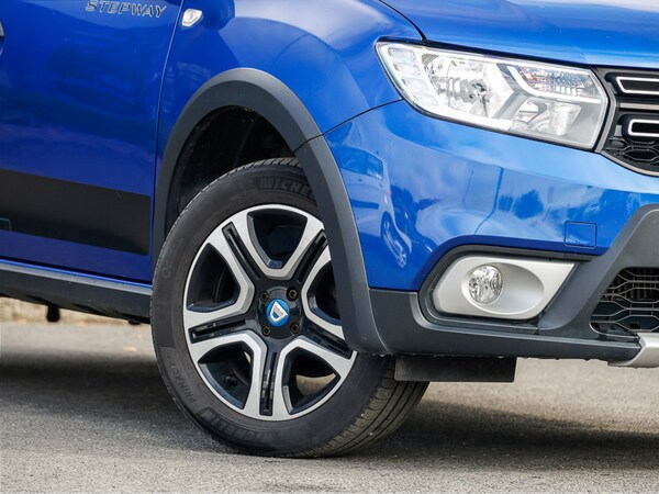 Used Dacia Sandero Stepway 2020 for sale - 76233664: Photo 9