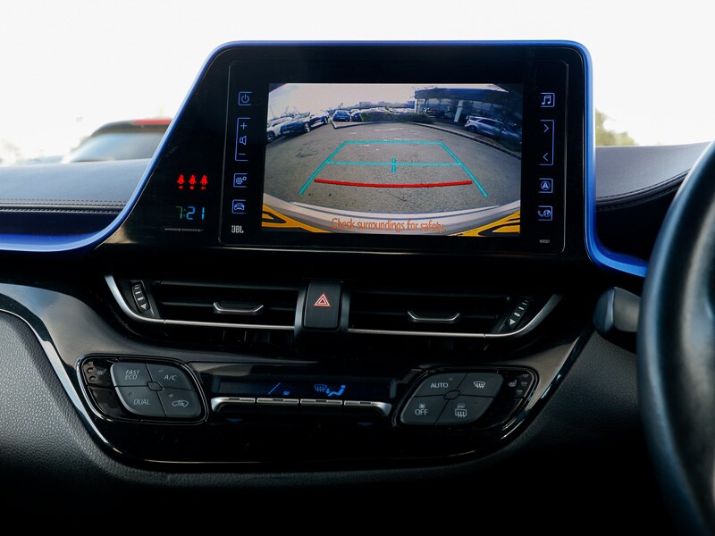 Used Toyota C-HR 2017 for sale - 78126635: Photo 12