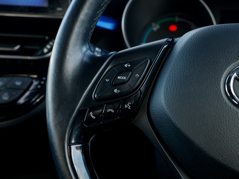 Used Toyota C-HR 2017 for sale - 78126635: Photo 19