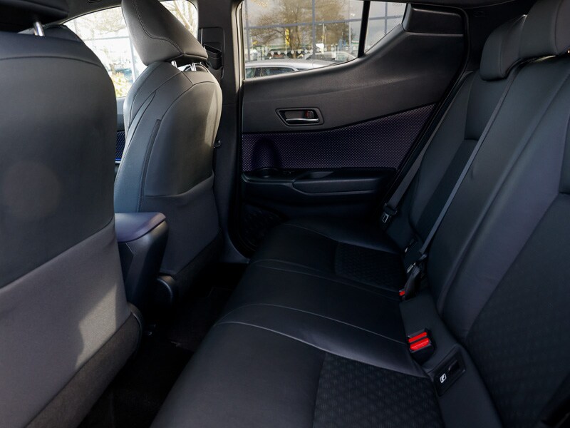 Used Toyota C-HR 2017 for sale - 78126635: Photo 6