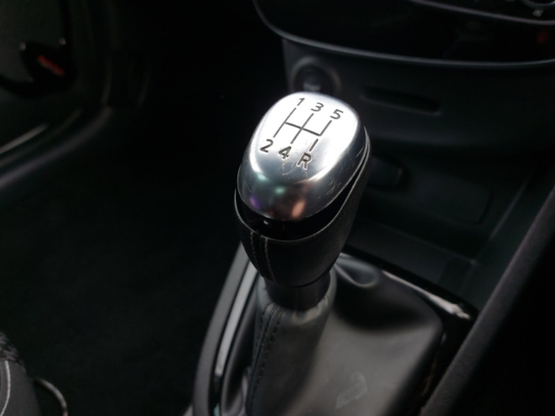 Used Renault Clio 2019 for sale - 76548991: Photo 12