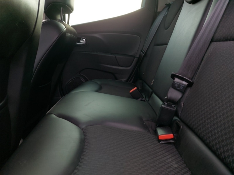 Used Renault Clio 2019 for sale - 76548991: Photo 6