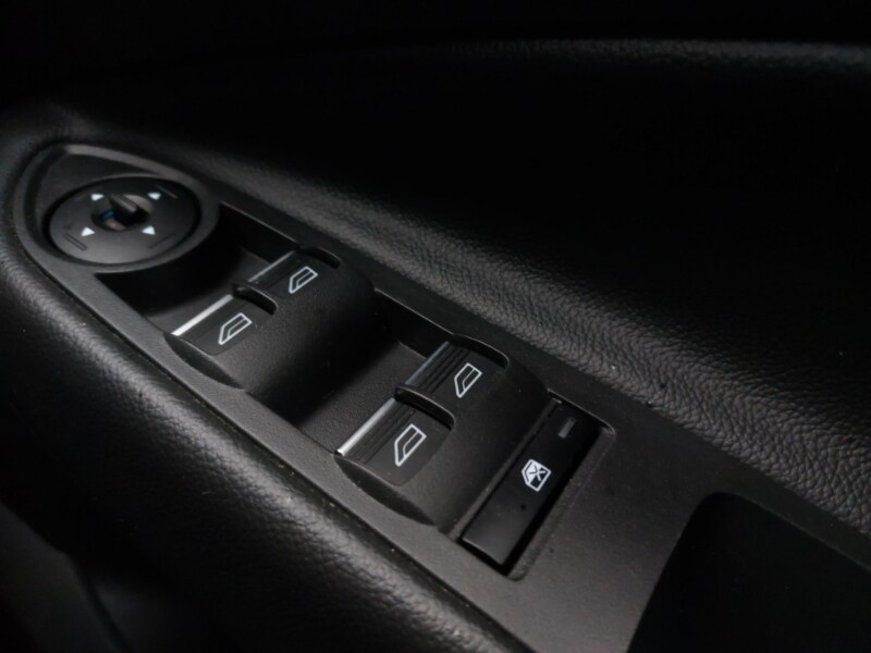 Used Ford Kuga 2017 for sale - 77433789: Photo 17