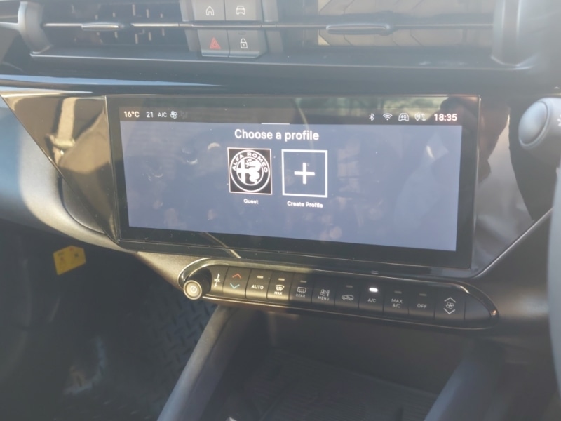 Used Alfa Romeo Junior 2025 for sale - 78147538: Photo 16