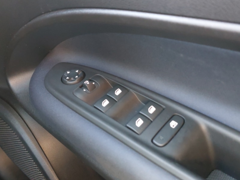 Used Alfa Romeo Junior 2025 for sale - 78147538: Photo 18