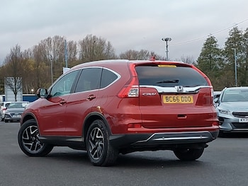 Used Honda CR-V 2017 for sale - 77165209: Photo