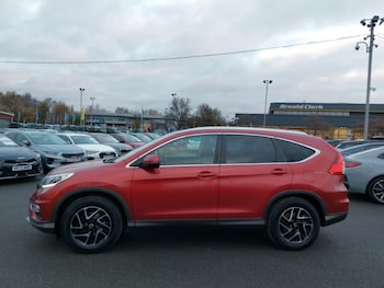 Used Honda CR-V 2017 for sale - 77165209: Photo