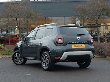 Used Dacia Duster 2021 for sale - 77404914: Photo