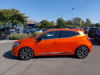 Used Renault Clio 2023 for sale - 79557913: Photo