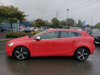 Used Volvo V40 2016 for sale - 79852778: Photo