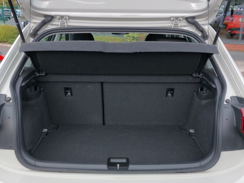 Used Volkswagen Polo 2023 for sale - 76178037: Photo 8