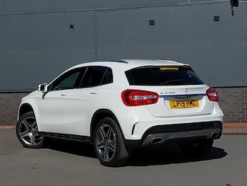 Used Mercedes-Benz GLA 2019 for sale - 75583574: Photo