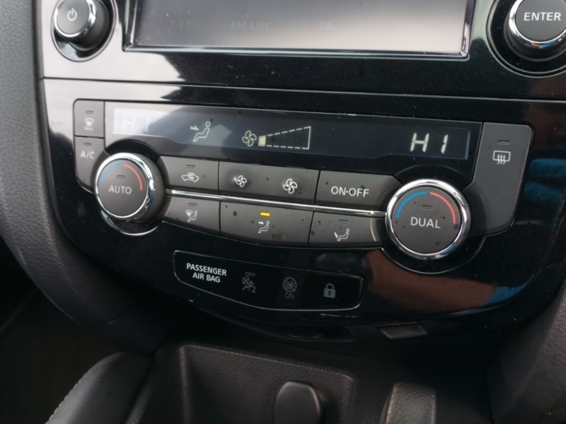 Used Nissan Qashqai 2017 for sale - 76150441: Photo 17