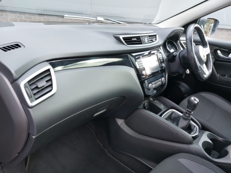 Used Nissan Qashqai 2017 for sale - 76150441: Photo 5