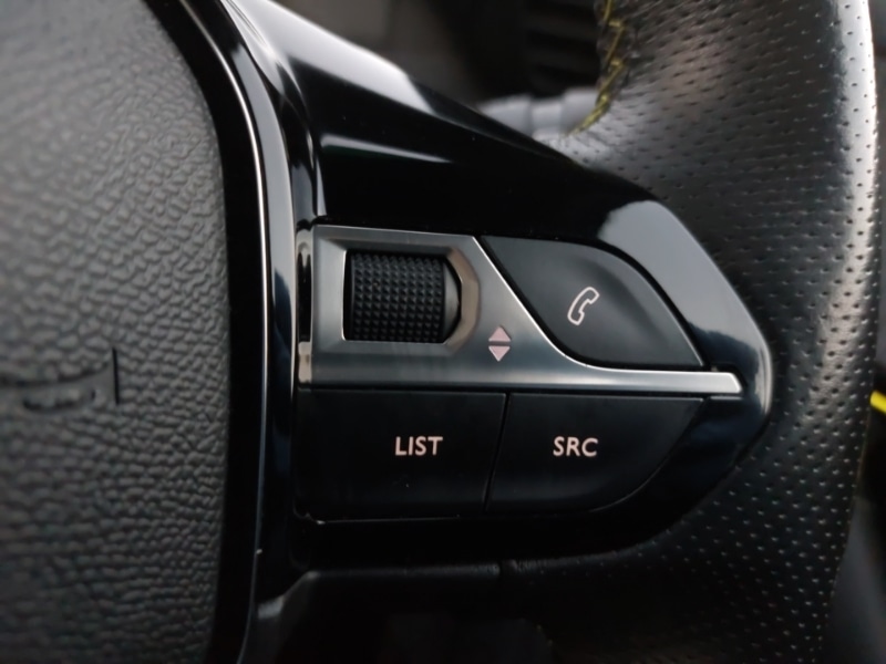 Used Peugeot 2008 2021 for sale - 76695805: Photo 14