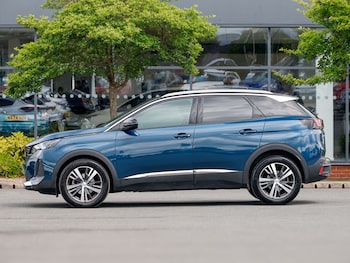 Used Peugeot 3008 2023 for sale - 79037955: Photo