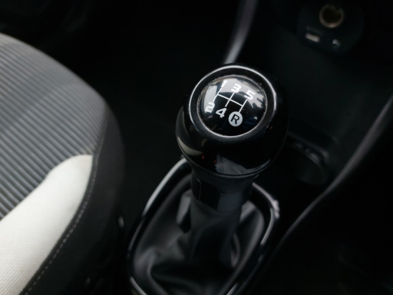 Used Peugeot 108 2018 for sale - 77596105: Photo 18