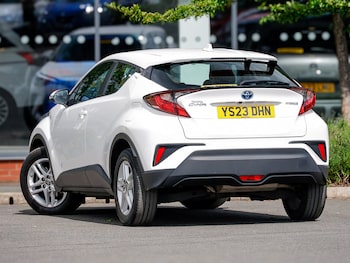 Used Toyota C-HR 2023 for sale - 78790965: Photo