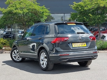 Used Volkswagen Tiguan 2023 for sale - 78884722: Photo