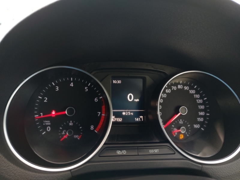 Used Volkswagen Polo 2015 for sale - 76629335: Photo 14