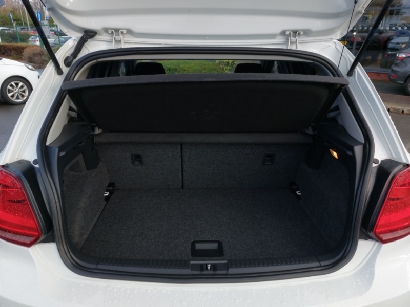 Used Volkswagen Polo 2015 for sale - 76629335: Photo 8