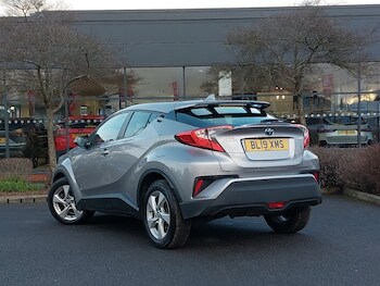 Used Toyota C-HR 2019 for sale - 77414317: Photo