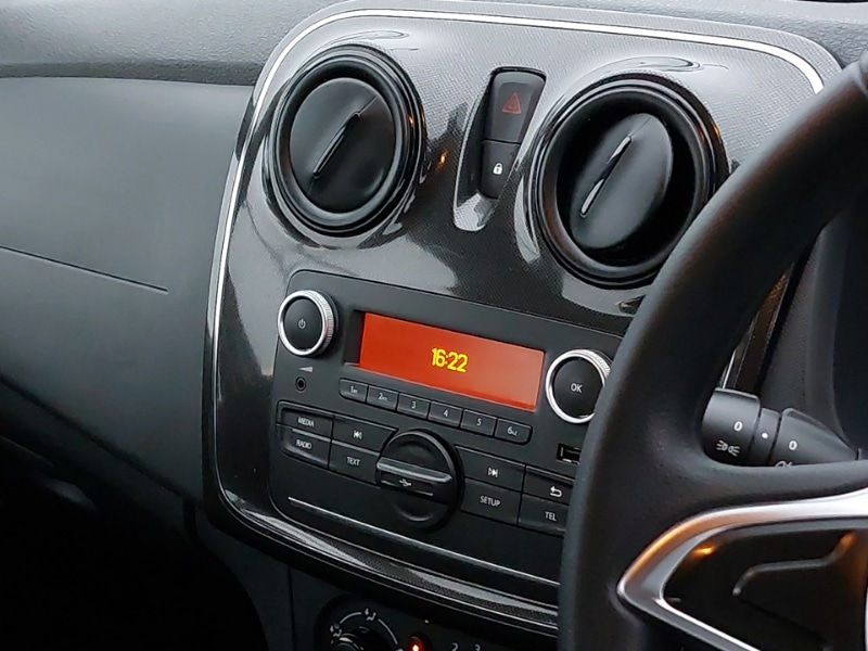 Used Dacia Sandero 2018 for sale - 76713519: Photo 11