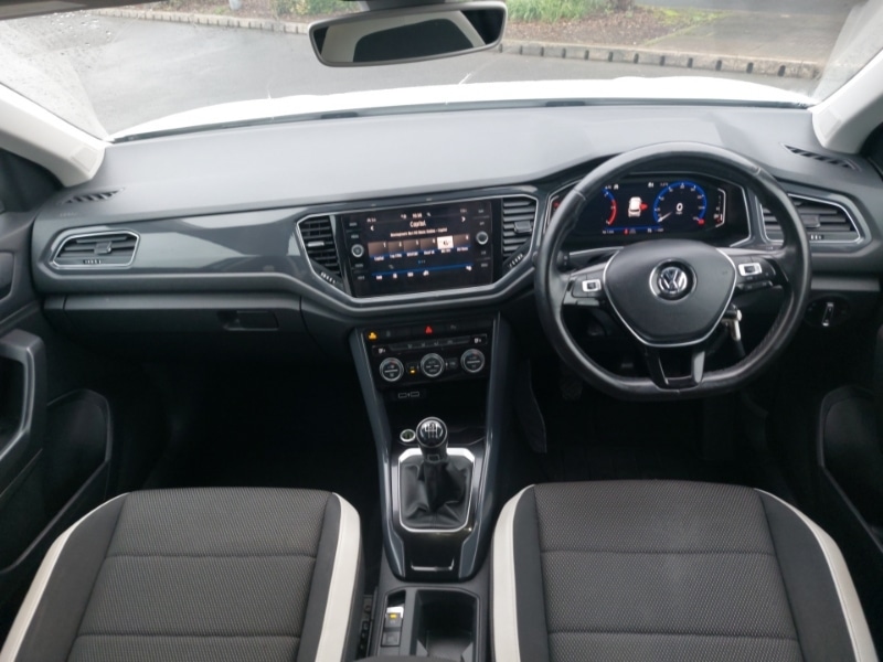 Used Volkswagen T-Roc 2018 for sale - 77502973: Photo 2