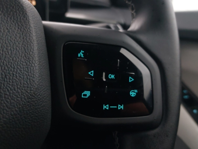 Used Ford Explorer 2025 for sale - 76897557: Photo 16