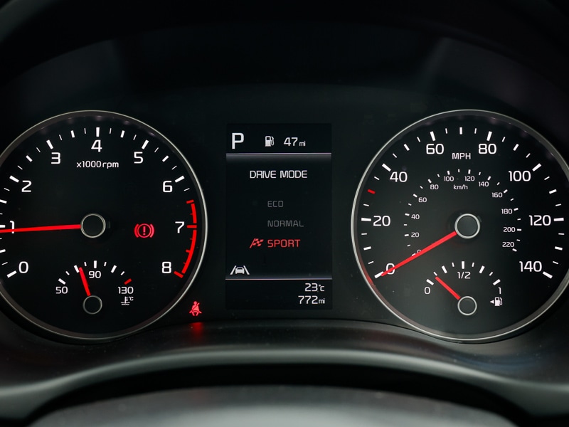 Used Kia Stonic 2023 for sale - 76098955: Photo 16
