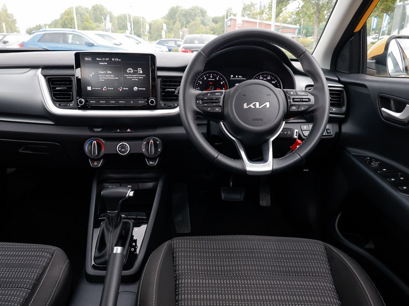 Used Kia Stonic 2023 for sale - 76098955: Photo 7