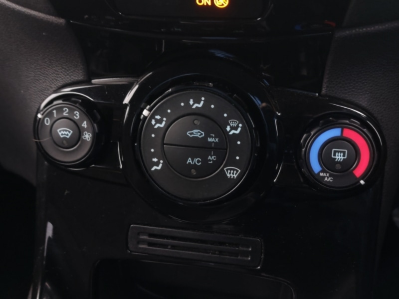 Used Ford Fiesta 2012 for sale - 76897495: Photo 15