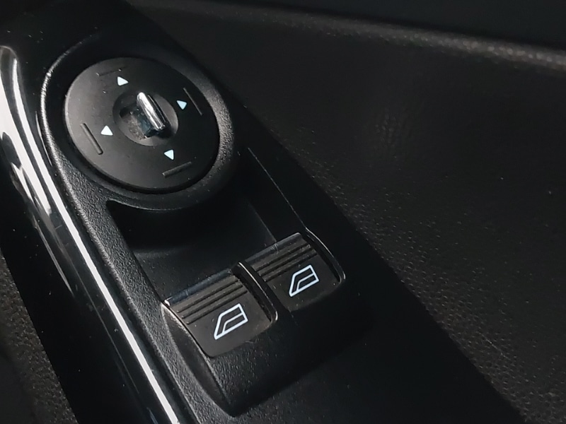 Used Ford Fiesta 2012 for sale - 76897495: Photo 16