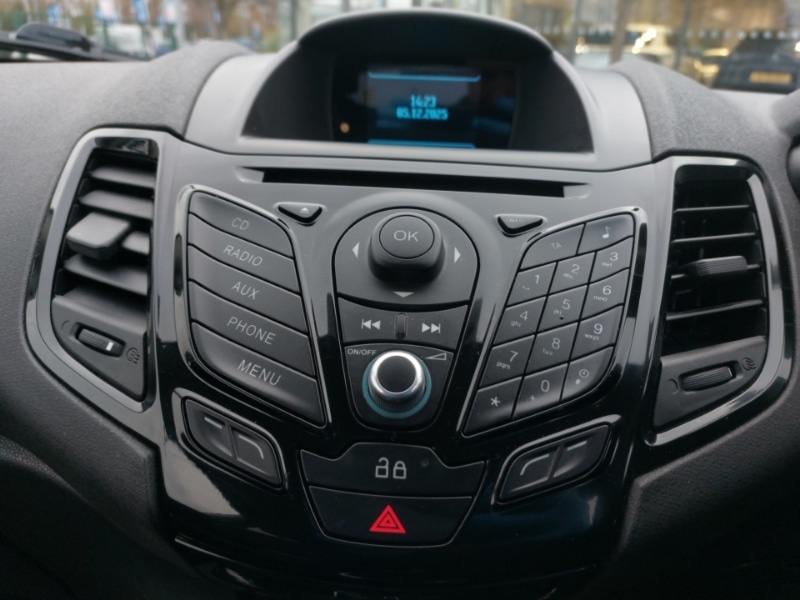 Used Ford Fiesta 2012 for sale - 76897495: Photo 17