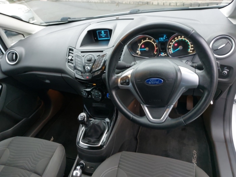 Used Ford Fiesta 2012 for sale - 76897495: Photo 2