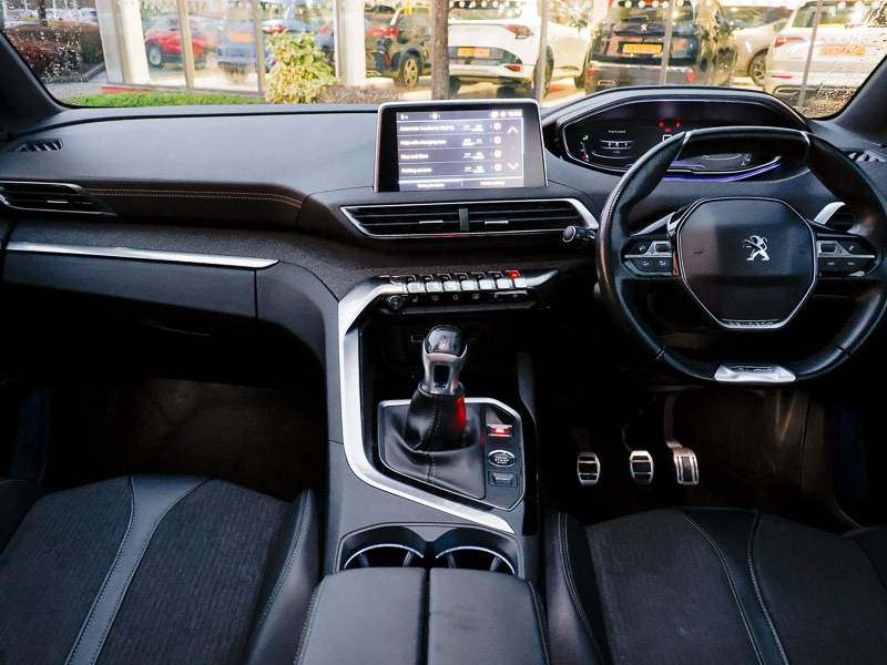 Used Peugeot 3008 2019 for sale - 76897491: Photo 2