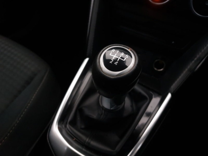 Used Mazda Mazda2 2018 for sale - 76906559: Photo 15