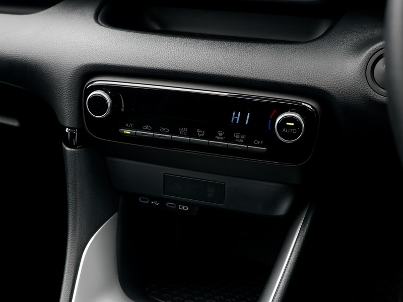 Used Mazda Mazda2 HYBRID 2024 for sale - 76771340: Photo 16