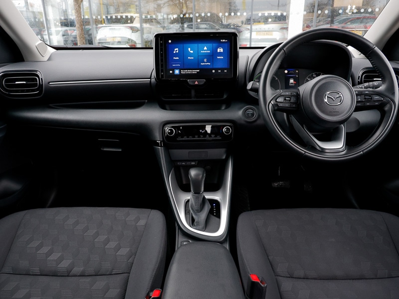 Used Mazda Mazda2 HYBRID 2024 for sale - 76771340: Photo 2