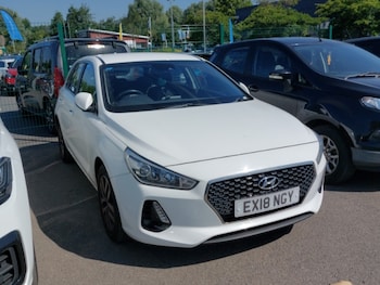 Used Hyundai i30 2018 for sale - 79020542: Photo