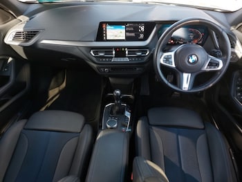 Used BMW 1 Series 2023 for sale - 76121134: Photo