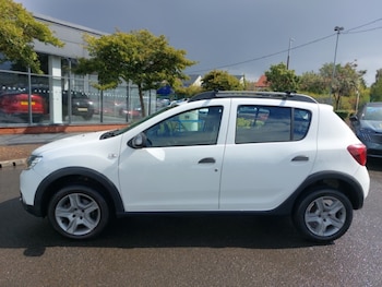 Used Dacia Sandero Stepway 2017 for sale - 79581193: Photo