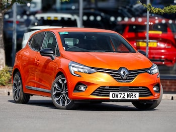 Used Renault Clio 2023 for sale - 79489621: Photo