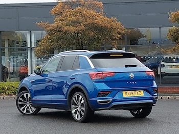 Used Volkswagen T-Roc 2019 for sale - 75988670: Photo