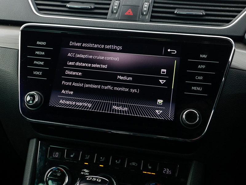 Used Skoda Superb 2019 for sale - 76732063: Photo 14